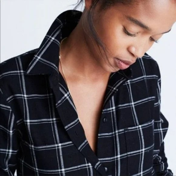 Madewell Classic Ex-Boyfriend Shirt in Black Windowpane Plaid, Size M - Picture 2 of 6